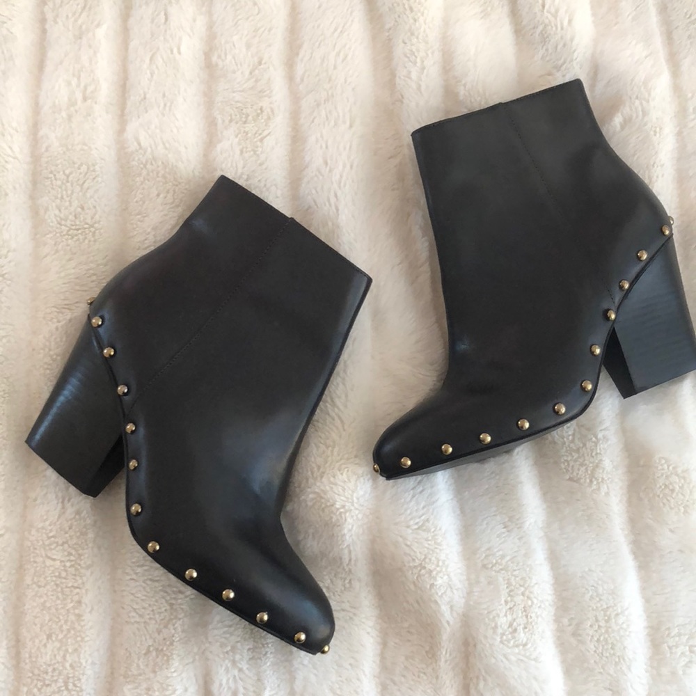 BCBGeneration Black Boots